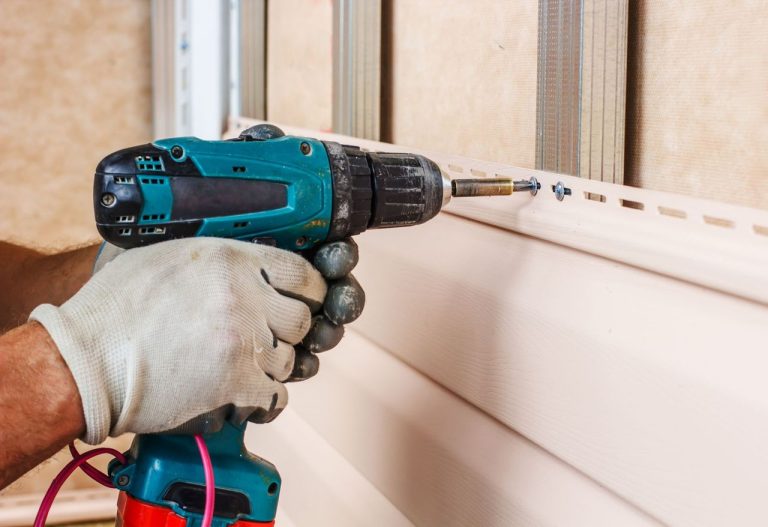handyman-service-drilling-windows-repair-1280w