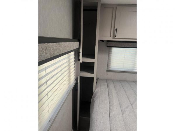 New 2023 Coachmen RV Freelander 30BH - Image 8